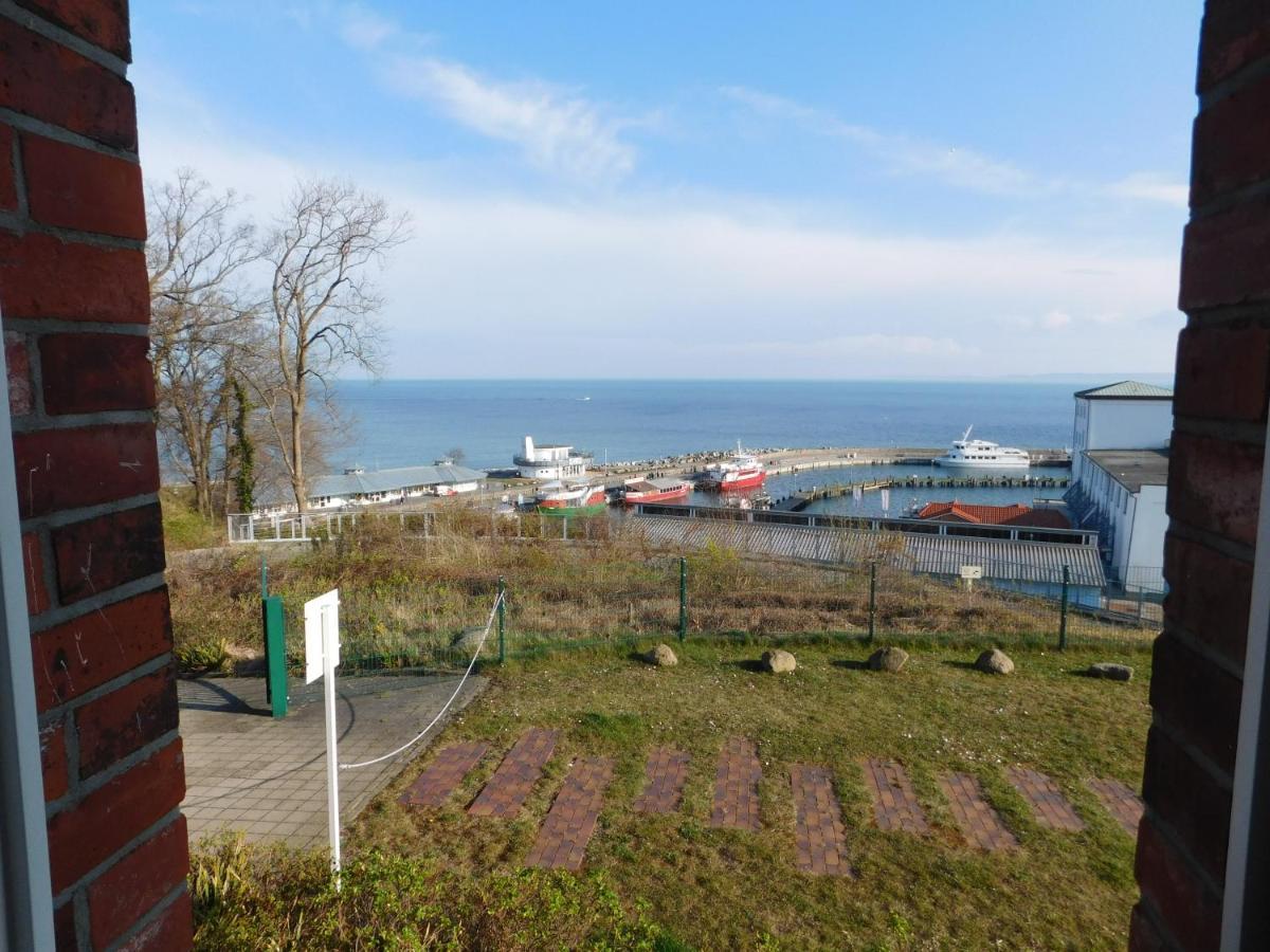 Seelotsenstation Sassnitz Mit Hafenblick By Unsere Urlaubszeit Ngoại thất bức ảnh
